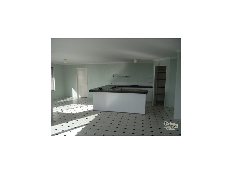 54  Ronsard Drive SAN REMO, Mandurah WA 6210