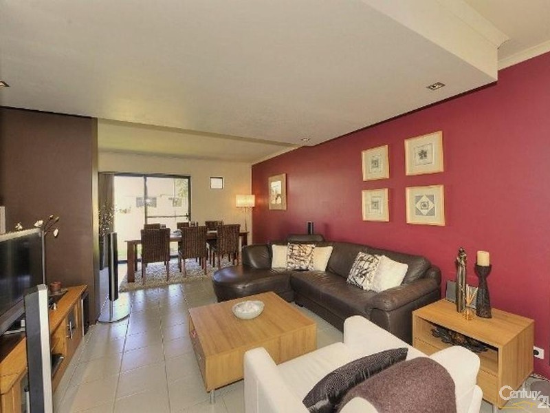 8/1 Mariners Cove, Dudley Park WA 6210