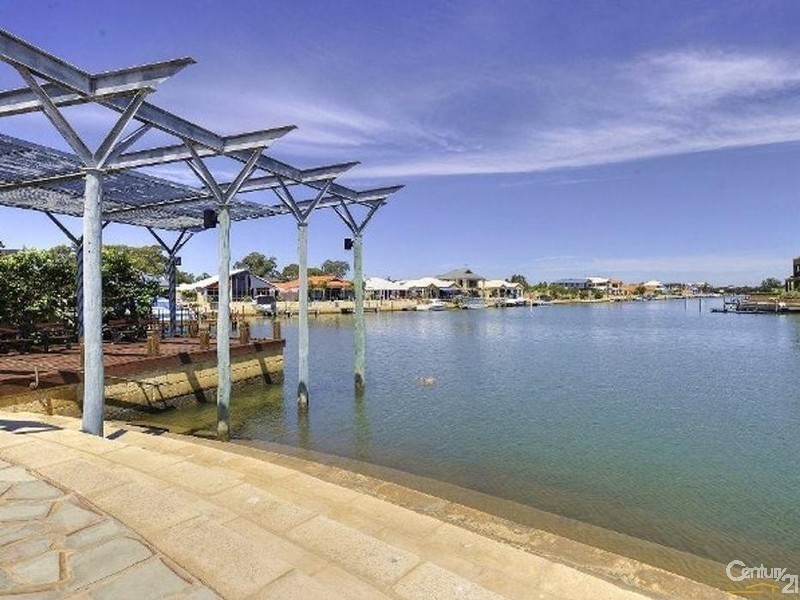 8/1 Mariners Cove, Dudley Park WA 6210