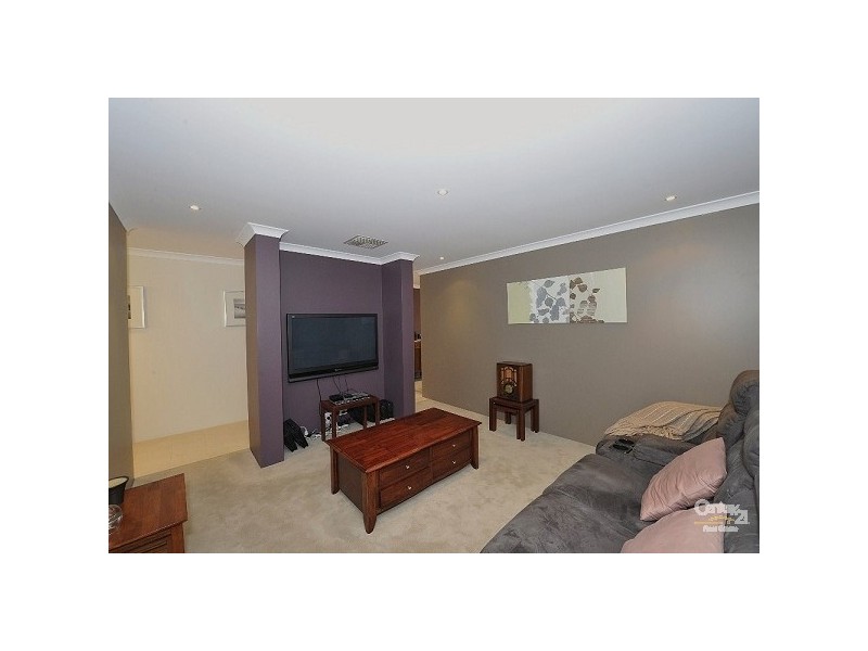 17 Yindana Blvd, Lakelands WA 6180