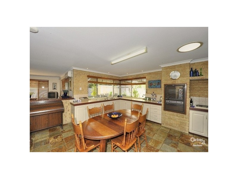 23 Norwich Close, Greenfields WA 6210