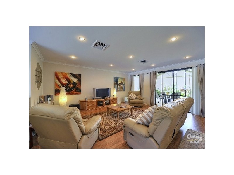 14 Malone Loop, Meadow Springs WA 6210