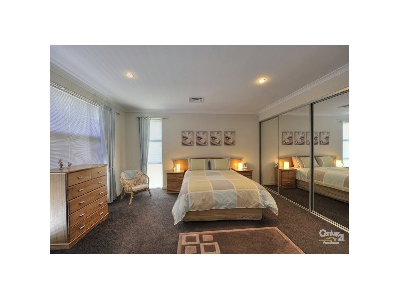 14 Malone Loop, Meadow Springs WA 6210