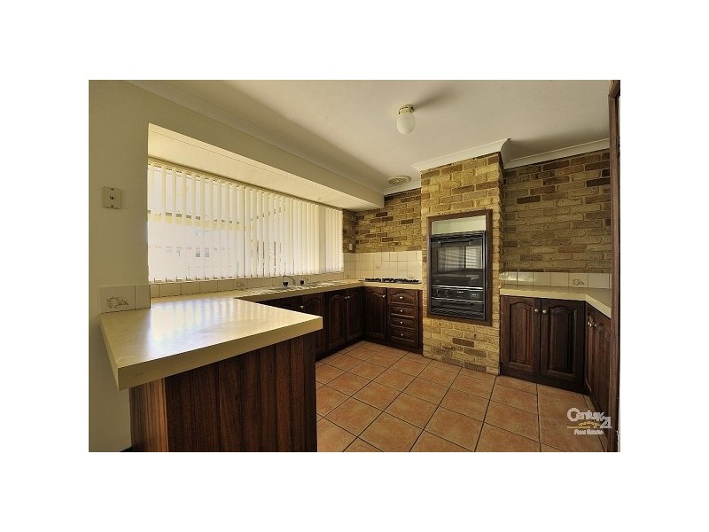 4 St Annes Terrace, Meadow Springs WA 6210