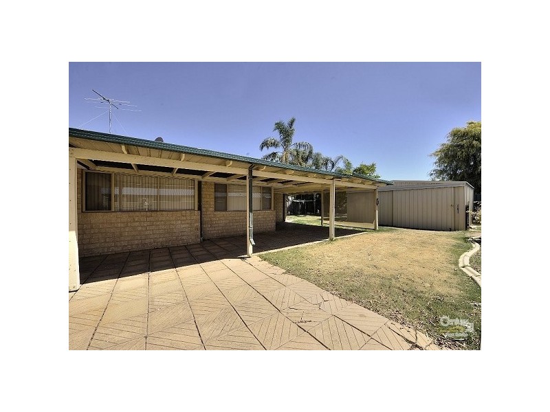 4 St Annes Terrace, Meadow Springs WA 6210