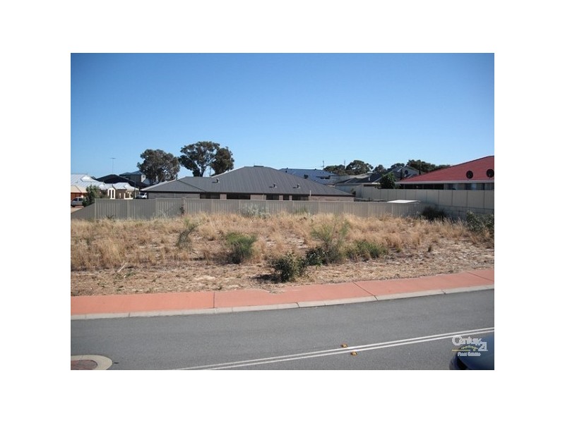 11 Kambalda Street, Dawesville WA 6211