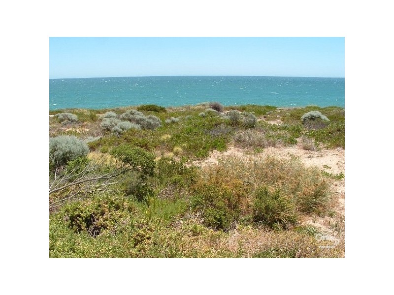 14 Seeana Pass, Halls Head WA 6210