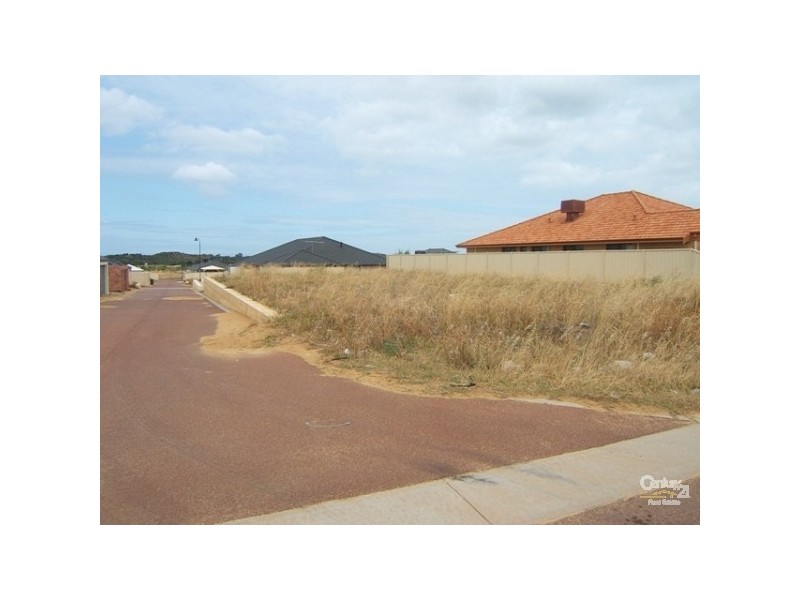 5 Lismore Ridge, Lakelands WA 6180