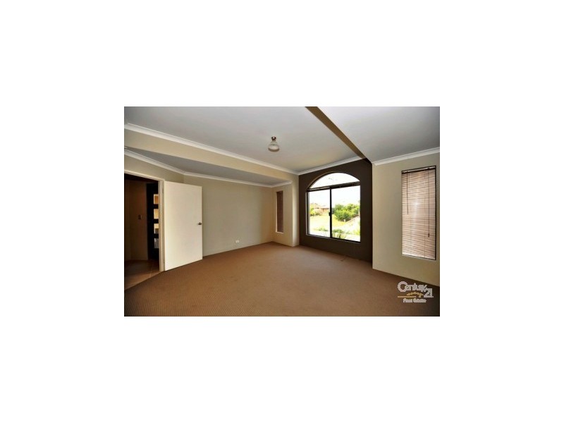 95 Murdoch Drive SINGLETON, Mandurah WA 6210