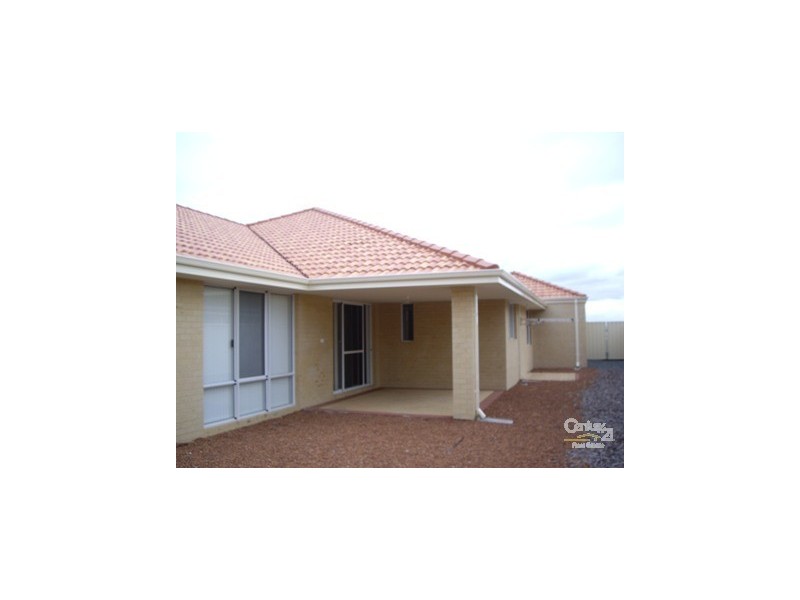 16 Albina Chase LAKELANDS, Mandurah WA 6210