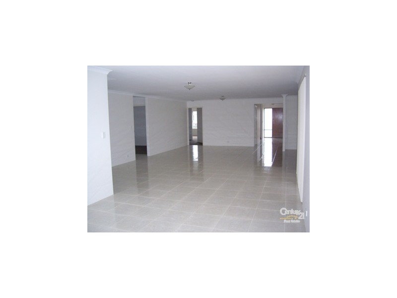 16 Albina Chase LAKELANDS, Mandurah WA 6210