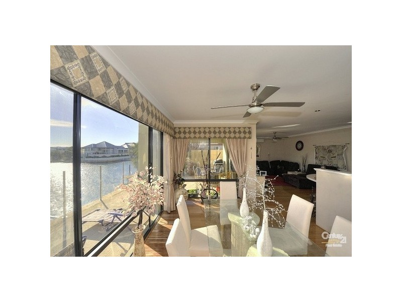 61 Sandpiper Island Retreat, Wannanup WA 6210