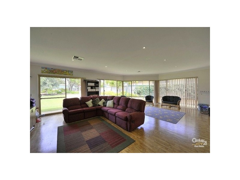 53 Silverton Crescent, Erskine WA 6210