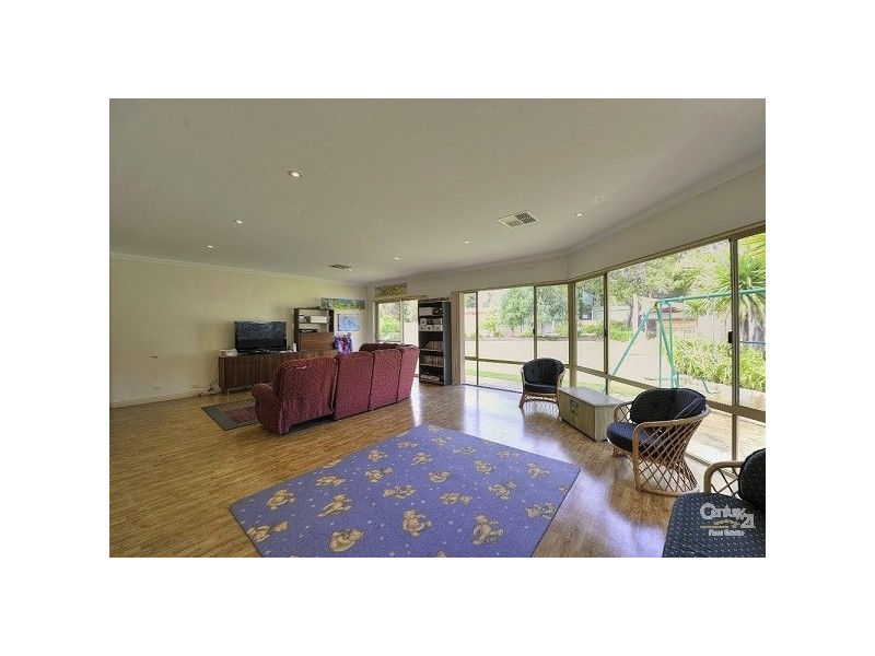 53 Silverton Crescent, Erskine WA 6210