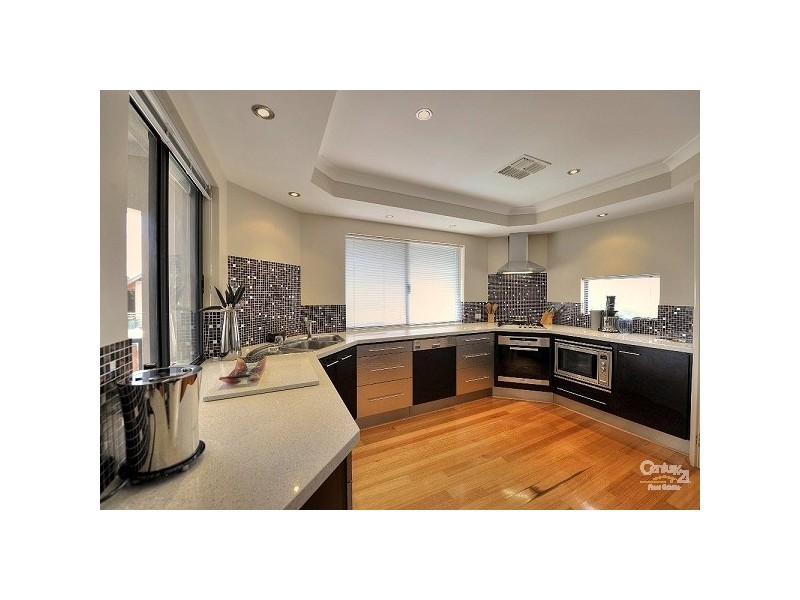 5, 27 Breakwater Parade, Mandurah WA 6210