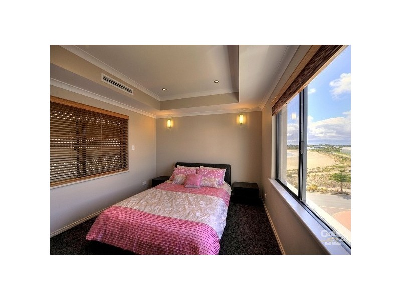 5, 27 Breakwater Parade, Mandurah WA 6210