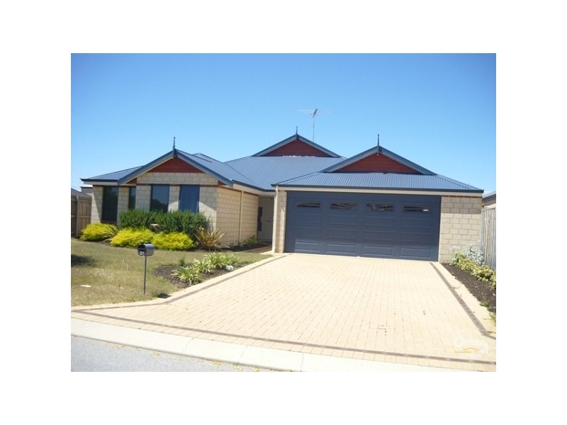 21 Buttercup Parkway, Halls Head WA 6210