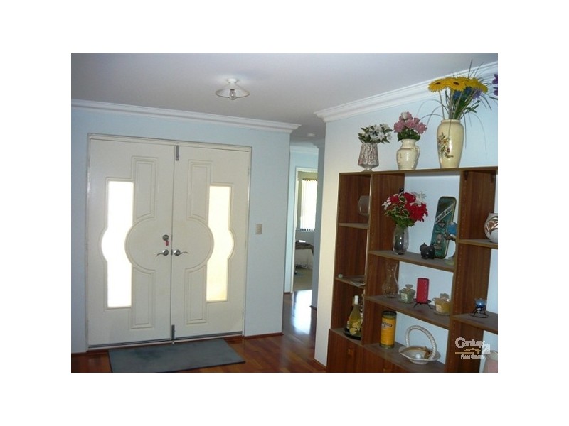 21 Buttercup Parkway, Halls Head WA 6210
