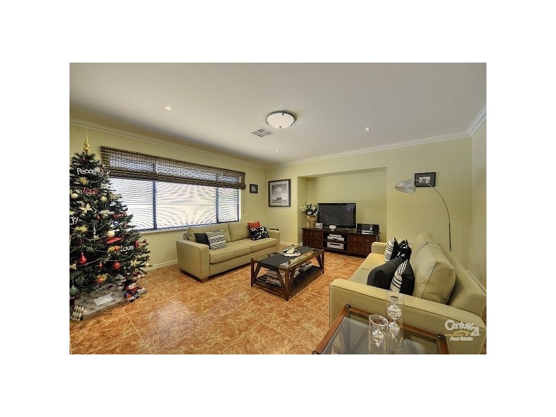 53 Ronsard Drive, San Remo WA 6210