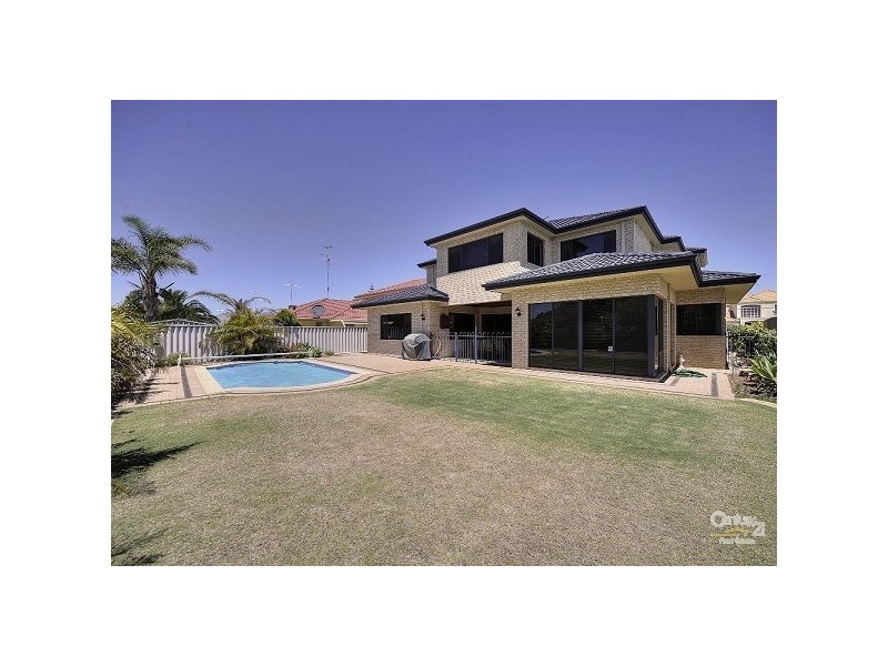 53 Ronsard Drive, San Remo WA 6210
