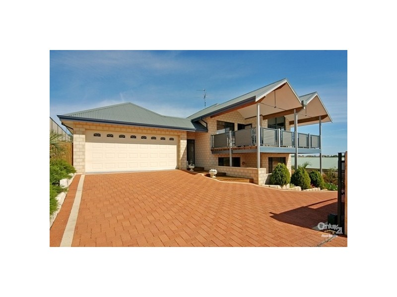140 McLarty Road, Halls Head WA 6210