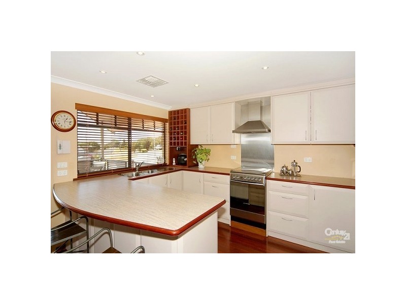 140 McLarty Road, Halls Head WA 6210