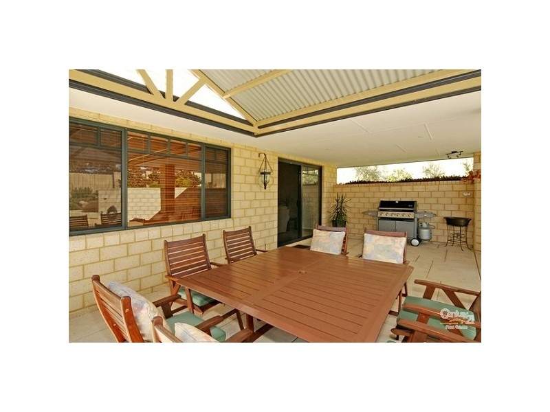 140 McLarty Road, Halls Head WA 6210