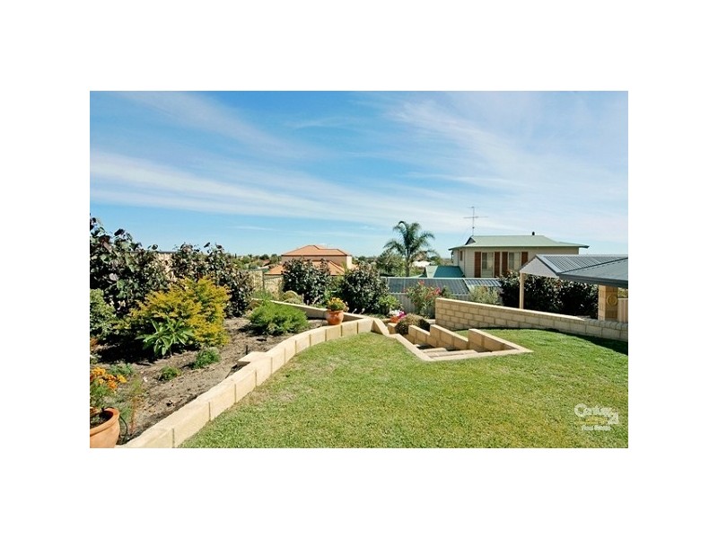 140 McLarty Road, Halls Head WA 6210