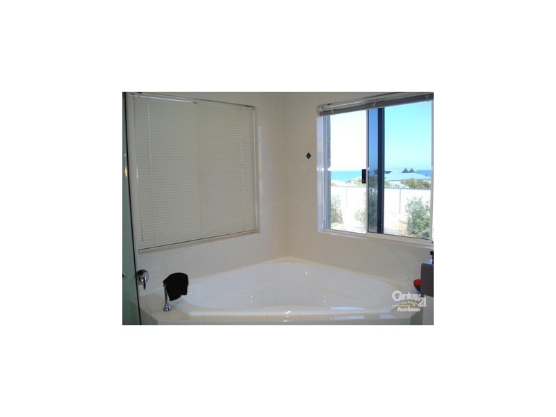 7 Norseman Way FLORIDA BEACH, Mandurah WA 6210