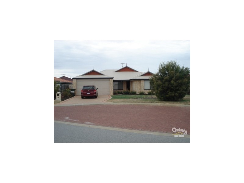15 Whitegum Pass HALLS HEAD, Mandurah WA 6210