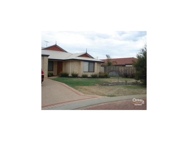 15 Whitegum Pass HALLS HEAD, Mandurah WA 6210