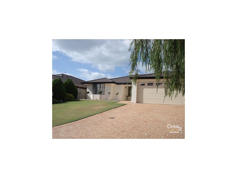 23 Paradise Circuit HALLS HEAD, Mandurah WA 6210