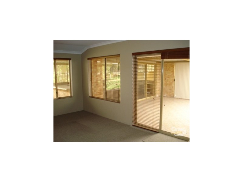 10 Yalgorup Drive BOUVARD, Mandurah WA 6210