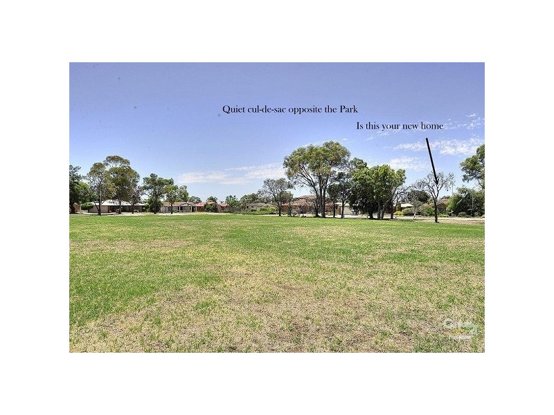 6 Brigadoon Close, Halls Head WA 6210