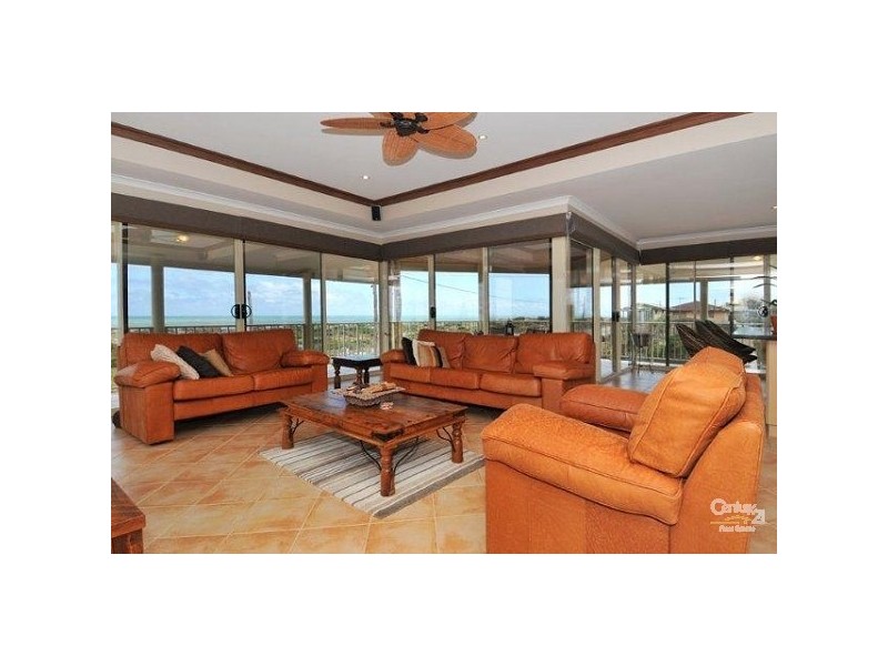 5 Sabina Drive, Madora Bay WA 6210