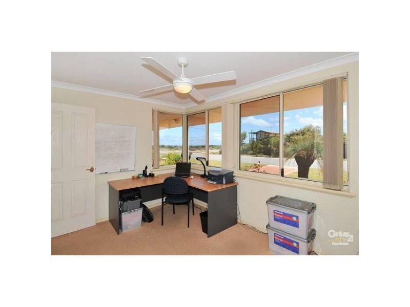 5 Sabina Drive, Madora Bay WA 6210