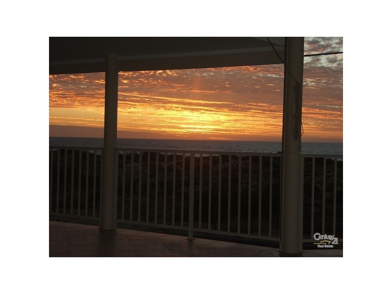 5 Sabina Drive, Madora Bay WA 6210