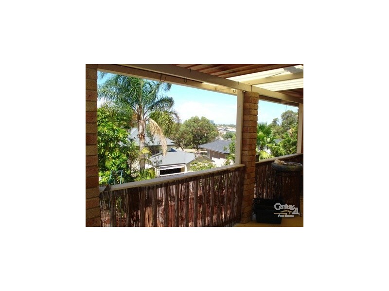 23 Carina Circle HALLS HEAD, Mandurah WA 6210