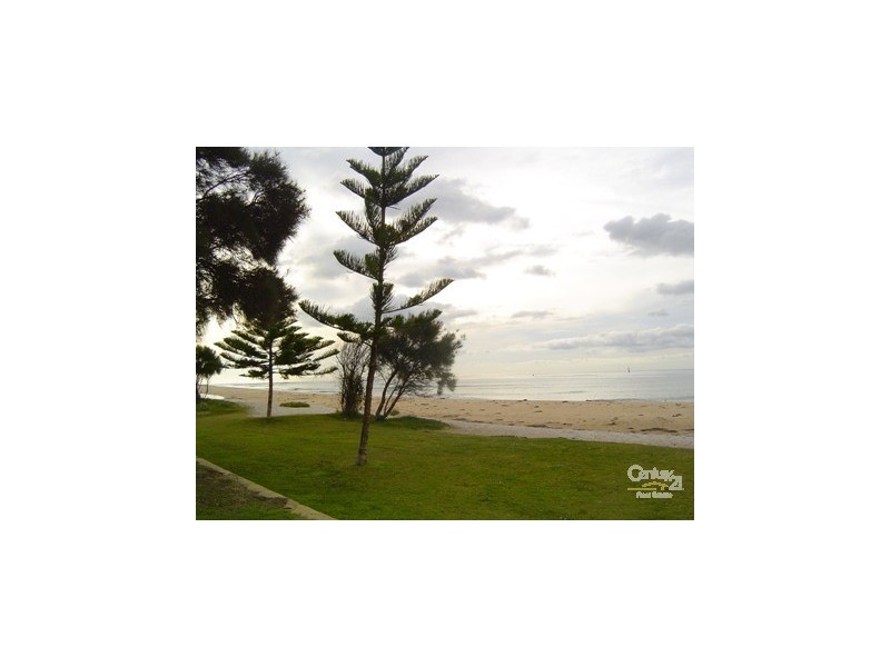 30 Scrivener Place HALLS HEAD, Mandurah WA 6210