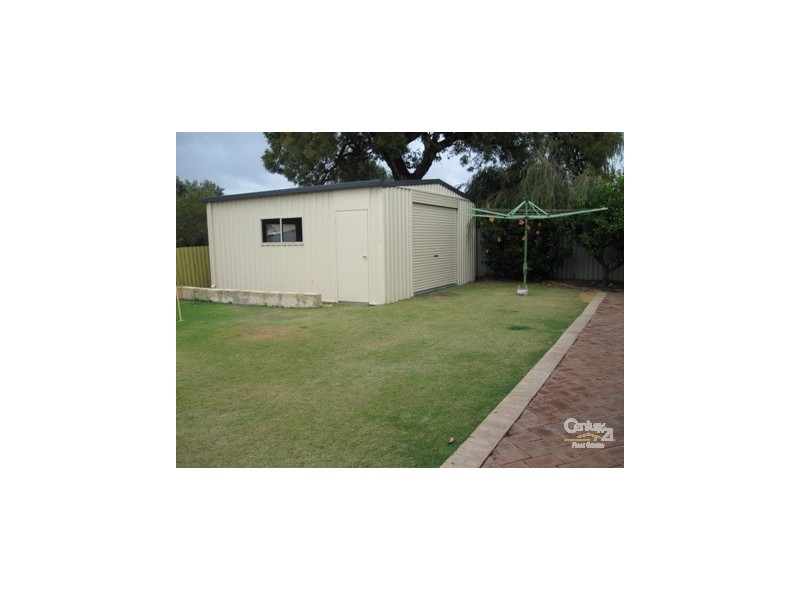 4 Honeysuckle Ramble HALLS HEAD, Mandurah WA 6210