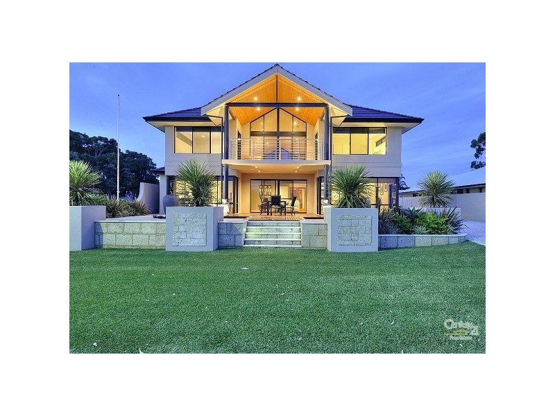 10 Dampier Drive, Falcon WA 6210