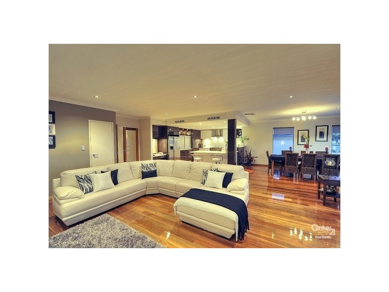 10 Dampier Drive, Falcon WA 6210