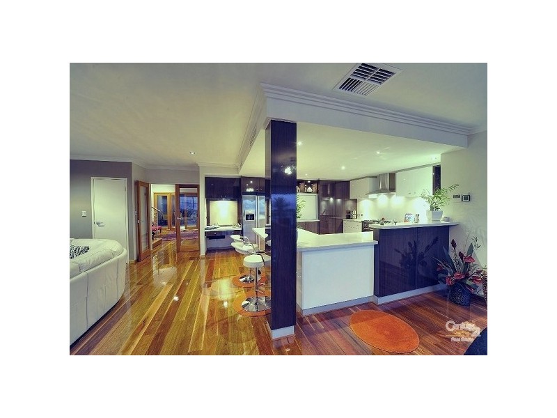 10 Dampier Drive, Falcon WA 6210