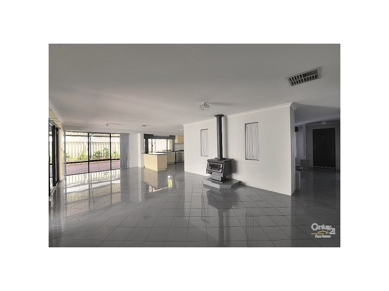 34 Erica Street, Coodanup WA 6210