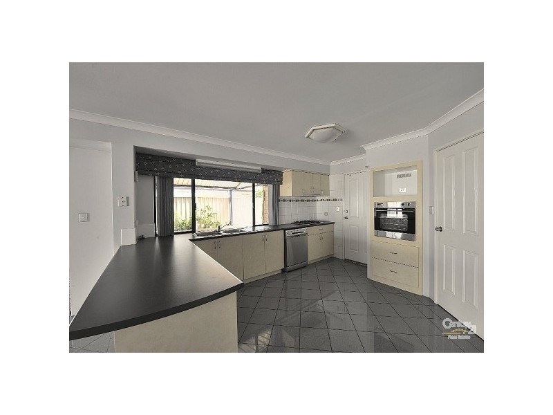 34 Erica Street, Coodanup WA 6210