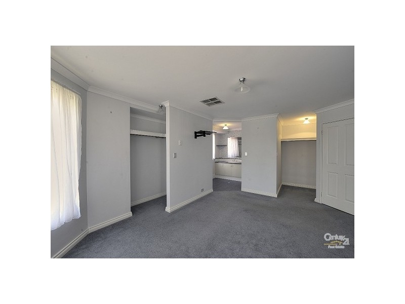 34 Erica Street, Coodanup WA 6210