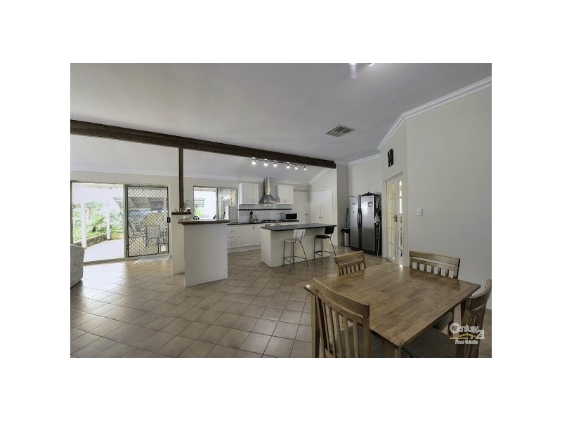 14 Waterville Retreat, Meadow Springs WA 6210