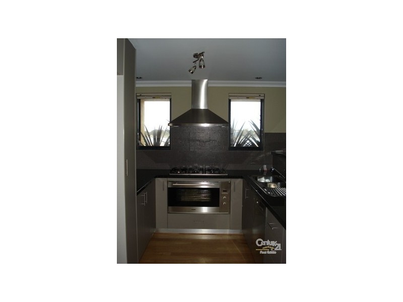 2/4 Dorsadura Way MANDURAH MARINA, Mandurah WA 6210