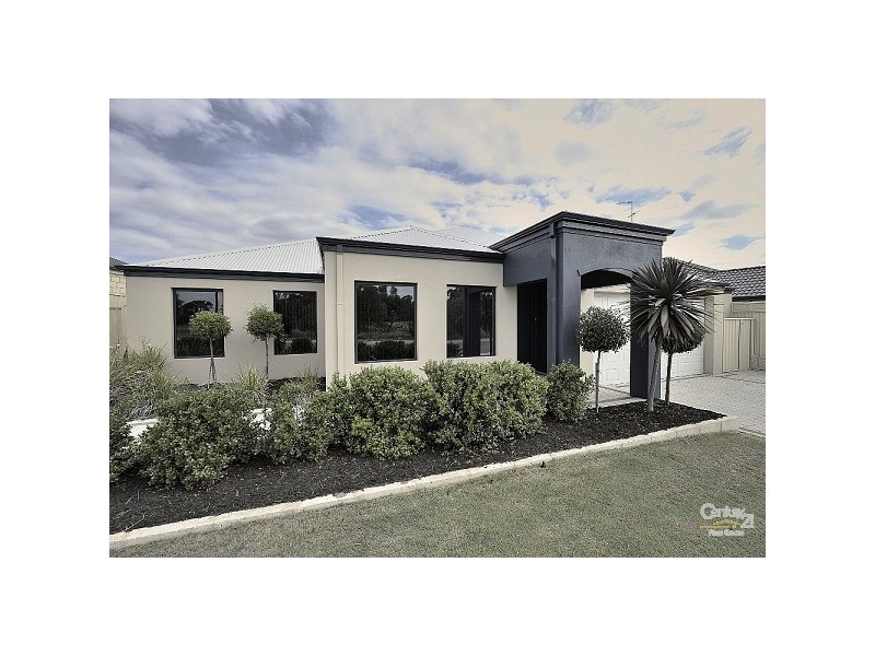 44 Ravendale Drive, Dudley Park WA 6210