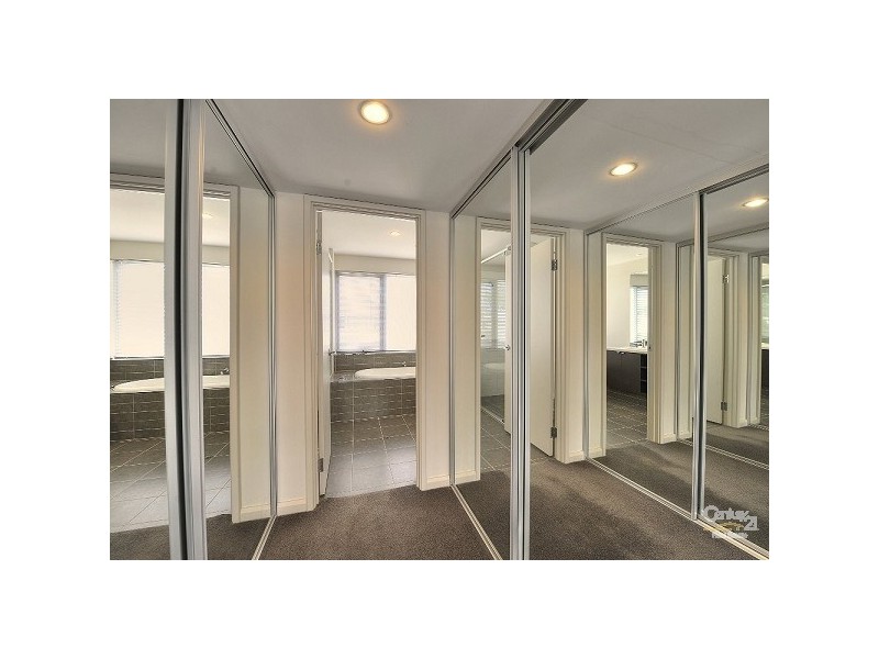 5 Malone Loop MEADOW SPRINGS, Mandurah WA 6210